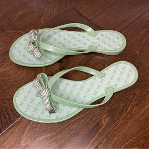 NWOT Guess Sandals